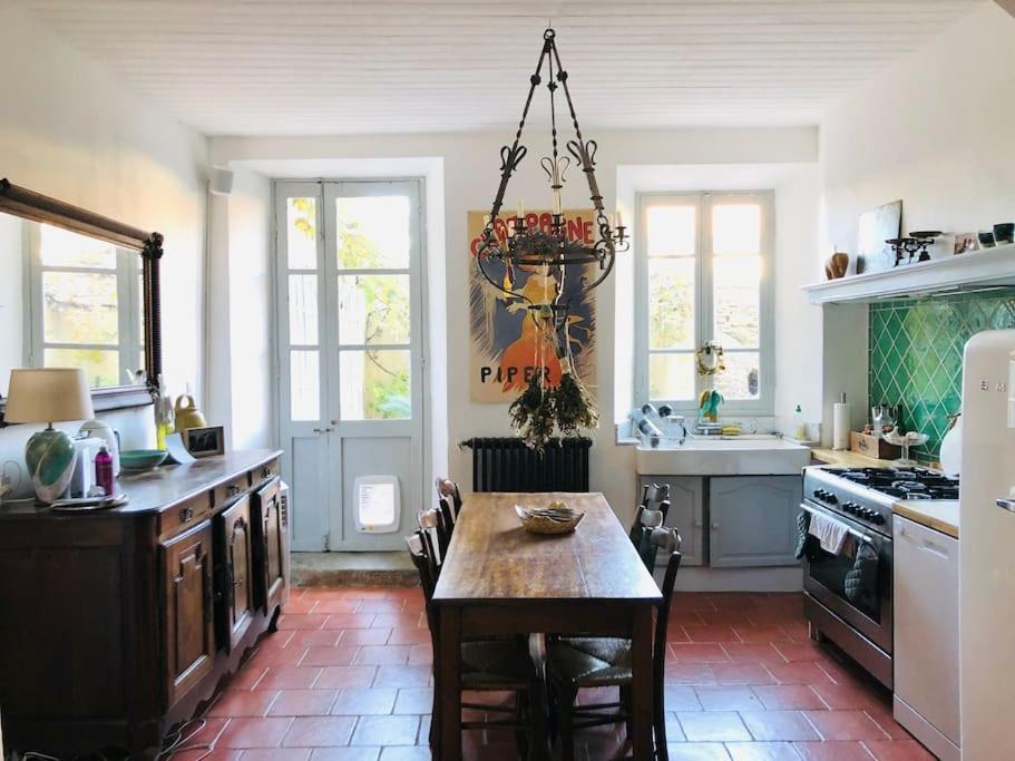 La Maison De Mama C: Charming French Village Home Sainte-Colombe-sur-lʼHers Eksteriør billede